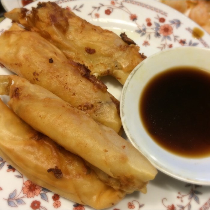 chunjuan : spring rolls
