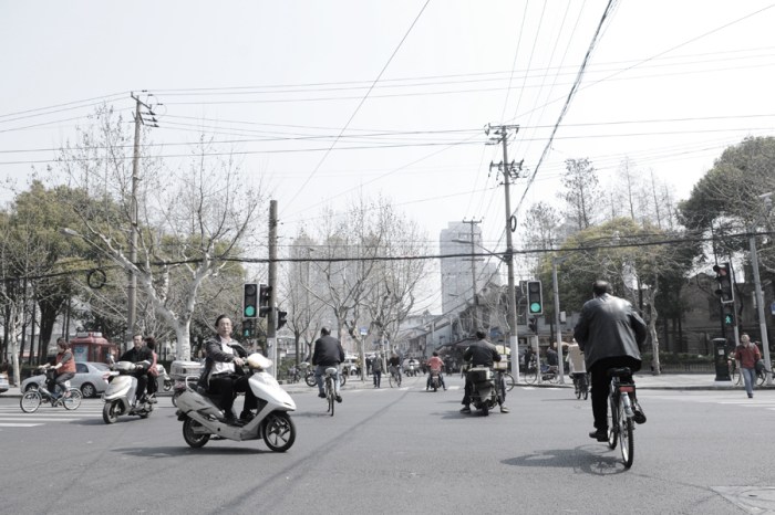 Wait, who has the green light here? Believe me, it doesn't matter.