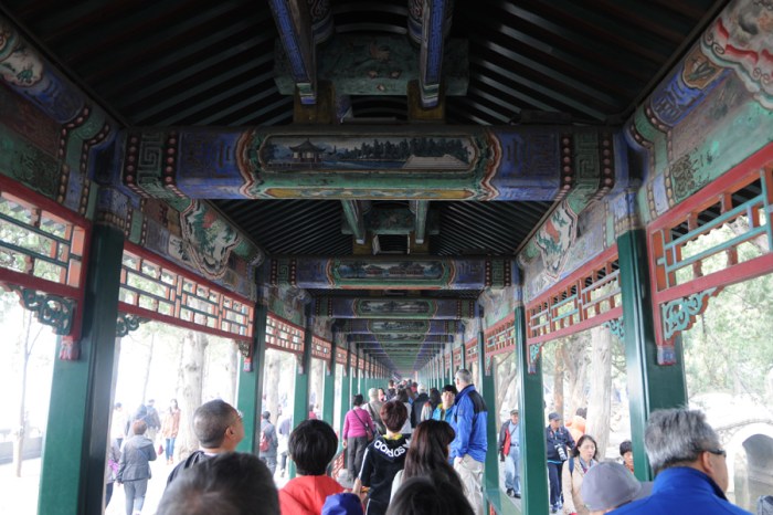 The Long Corridor. Roofed corridors connect the halls and pavilions. The "long corridor" contains 10,000 paintings on its walls and ceilings.